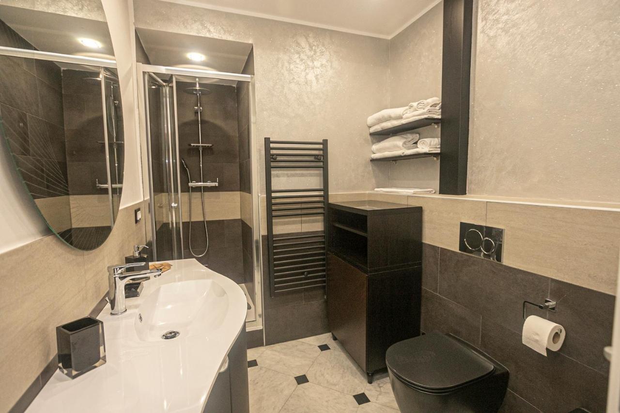 Dimora Patrizia In Centro Apartamento Génova Exterior foto